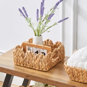 VILSSOVY Scalloped Basket, 2 Packs Hyacinth Storage Baskets for Storage, Woven Water Hyacinth Scallop Baskets with Handles, Decorative Basket for Bedroom, Living Room