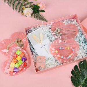 100pcs Small Bags for Small Business, 3.5x5 inch Heart-Shaped Jewelry Bags Clear Mylar Ziplock Baggies Cute Packaging Supplies for Bracelets Sample