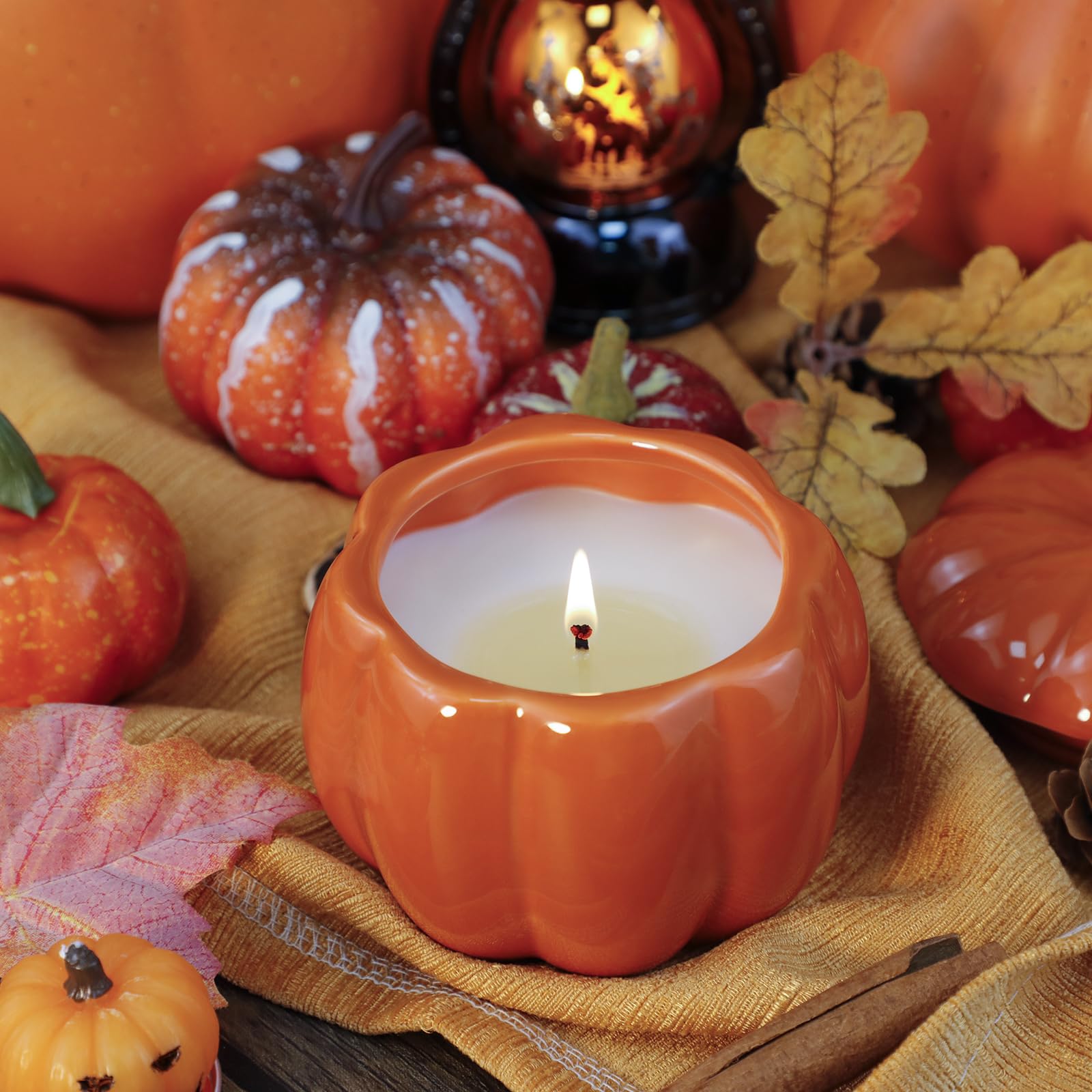 LA BELLEFÉE Pumpkin Scented Candle, Ceramic Pumpkin Shaped Candle, Fall Scented Candles, Natural Soy Candles Gifts for Harvest Decor, 7.4 oz Candle Gift Set for Thanksgiving, Halloween