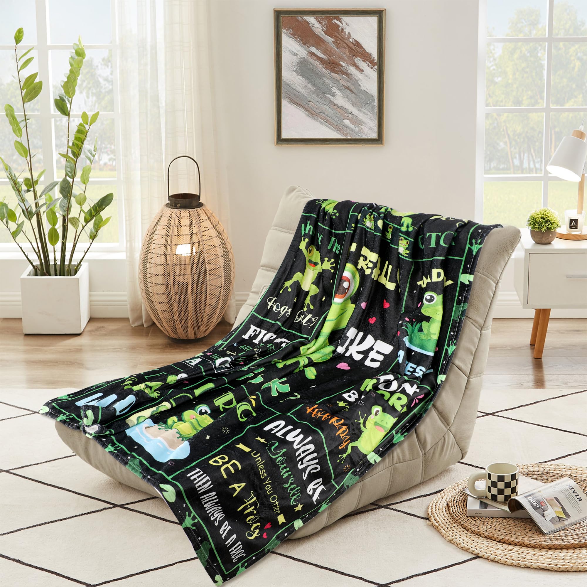 Poekuao Large Frog Blanket for Women, Frog Gifts for Frog Lovers, 50"x60" Frog Themed Gifts for Kids Adults, Frog Christmas Blankets Gift, Frog Gifts Blanket on Birthday