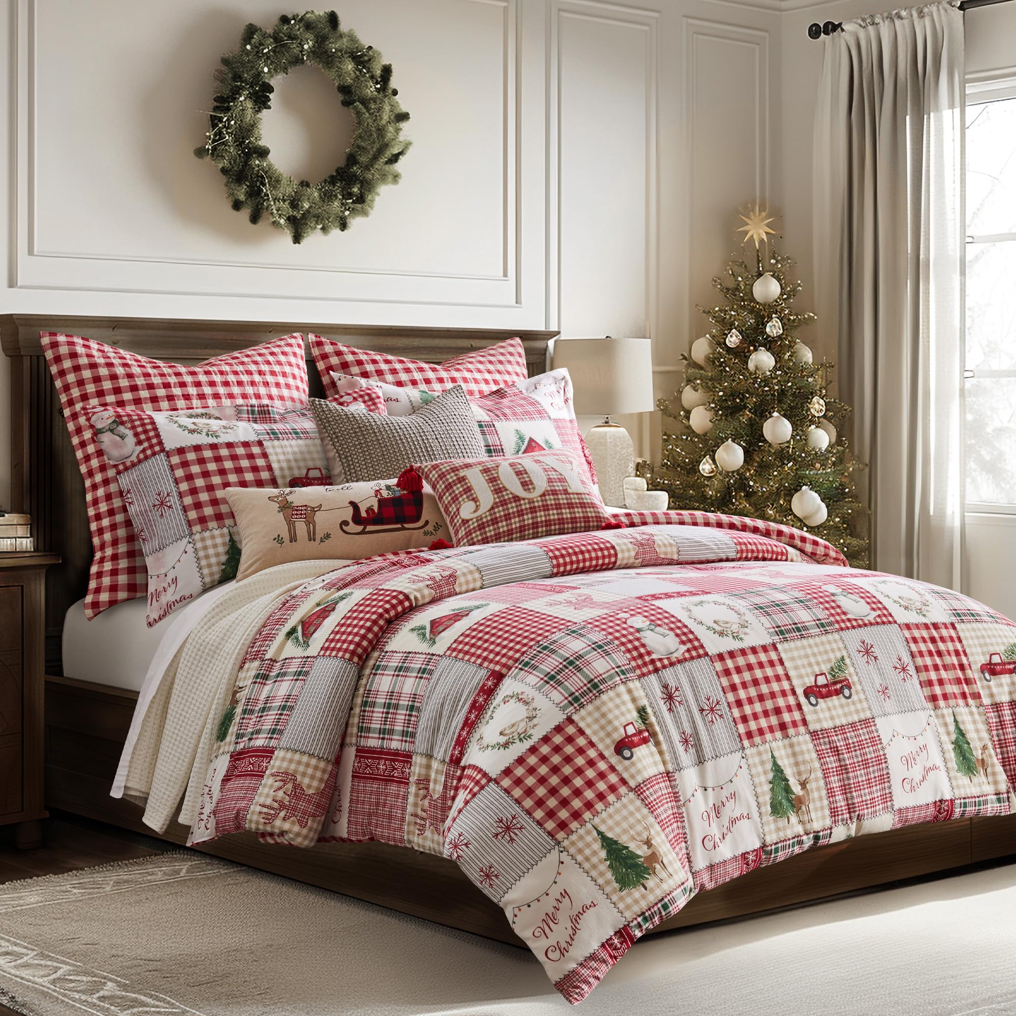 Levtex Home - Home for Christmas Duvet Cover Set - Full/Queen Duvet Cover (90 x 94in.)+ Two Standard Pillow Cases (20 x 26in.) - Patchwork - Green, Red, Taupe and Cream - Cotton