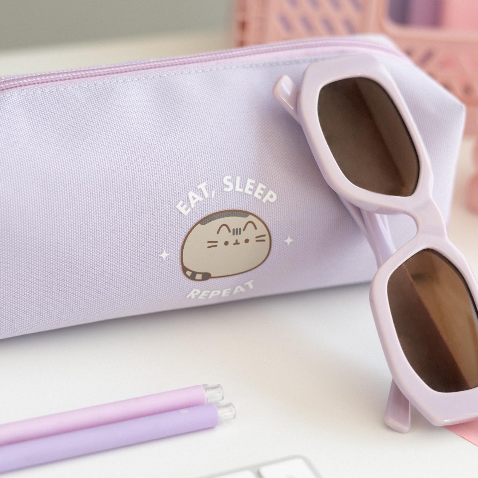 Grupo Erik Pusheen Pencil Case | Zip Closure & Carrying Handle | Cosmetic Case, Large Pencil Case, Kids Pencil Case | Pusheen Cat, Pusheen Gifts, Pusheen Stationery