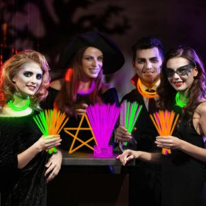 UURM 75 Halloween Glow Sticks for Halloween Party Favors with Connectors, Purple Orange Green Halloween Glow in the Dark Party Supplies, Halloween Goodie Bag Fillers (Purple+Green+Orange)