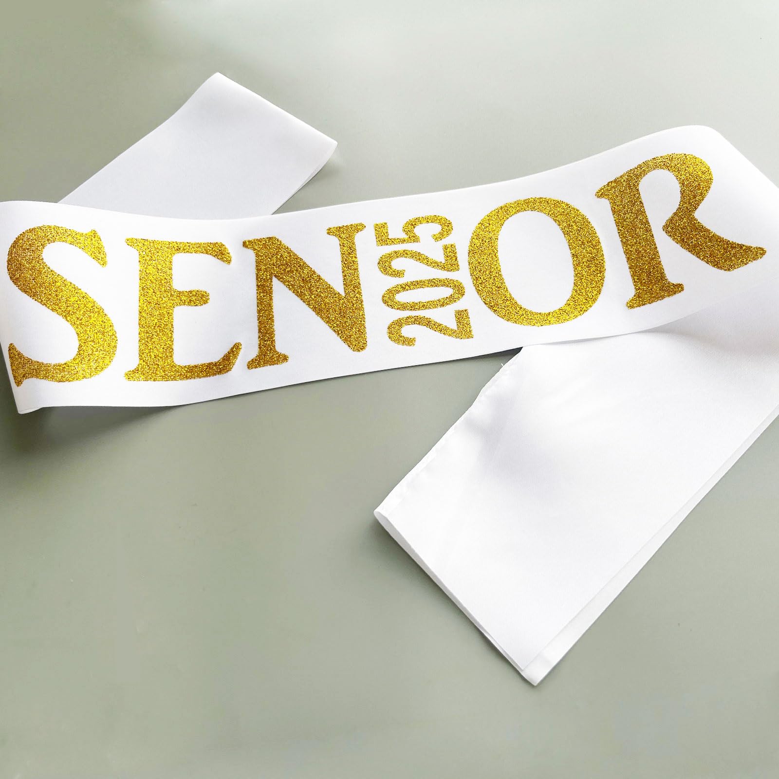 Senior Sash 2025 Gold,White Senior Cheer Sashes Class of 2025 Graduation Celebration Class Competition Sash Party Supplies 6 Pack