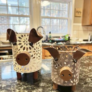 Farmhouse Metal Small Storage Basket Set For Kitchen or Bathroom Pig Decor, 2 Count Stackable Small Basket with Handle