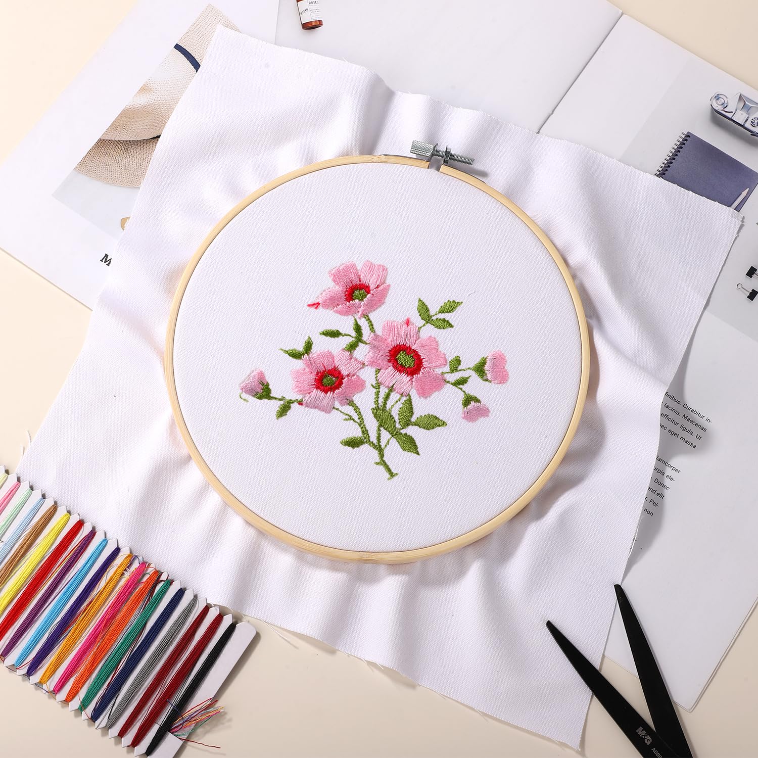 12pcs White Embroidery Fabric, 5.71 to 11.61in Soft Cotton Embroidery Cloth with Sewing Kit Squares Cross Stitch Fabric for Clothing Crafts Garment Embroidery (4 Sizes)