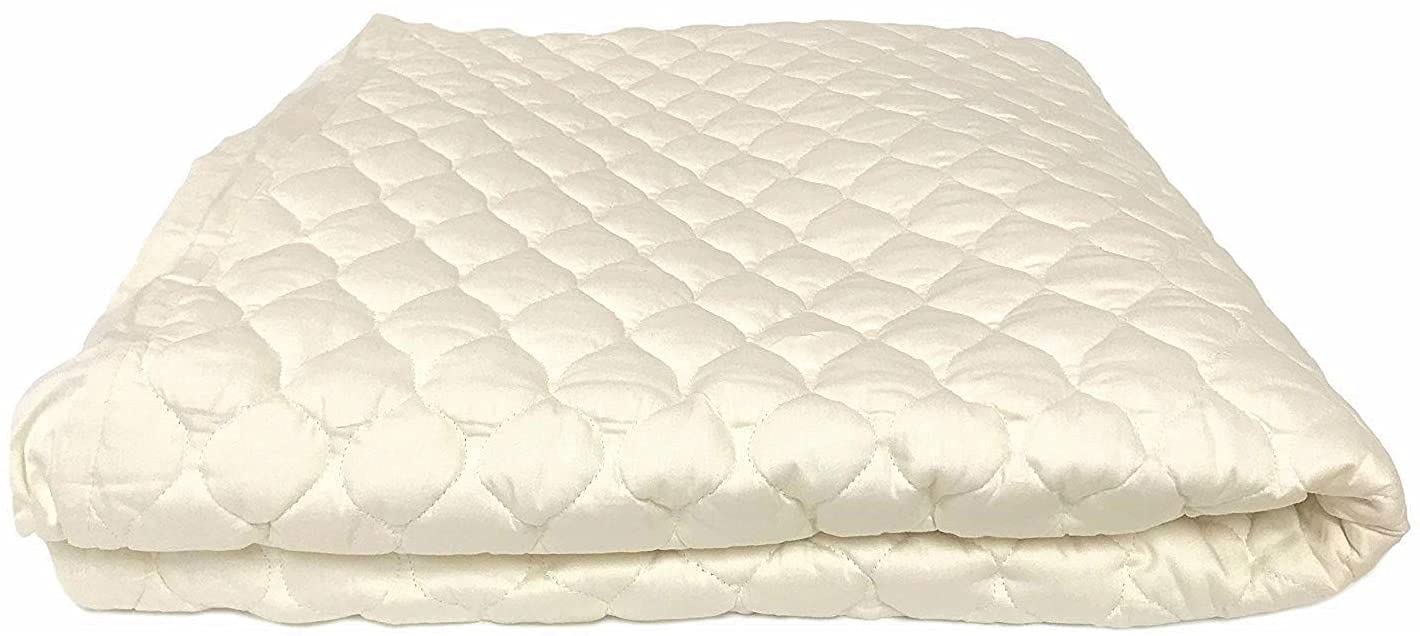 OrganicTextiles Organic Cotton Mattress Pad with 17” Fitted Bed Skirt Deep Pocket (Queen Size), GOTS Certified, Soft Silky Feel, Luxurious Quilted Design, Machine Washable, All Season, Skin Sensitive