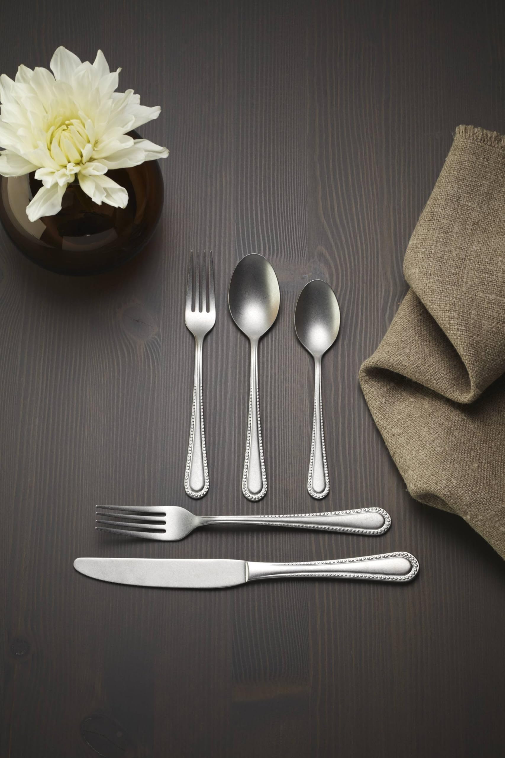 Oneida Hartwell Vintage Tumbled Piece Flatware Set, 42 Count, Metallic