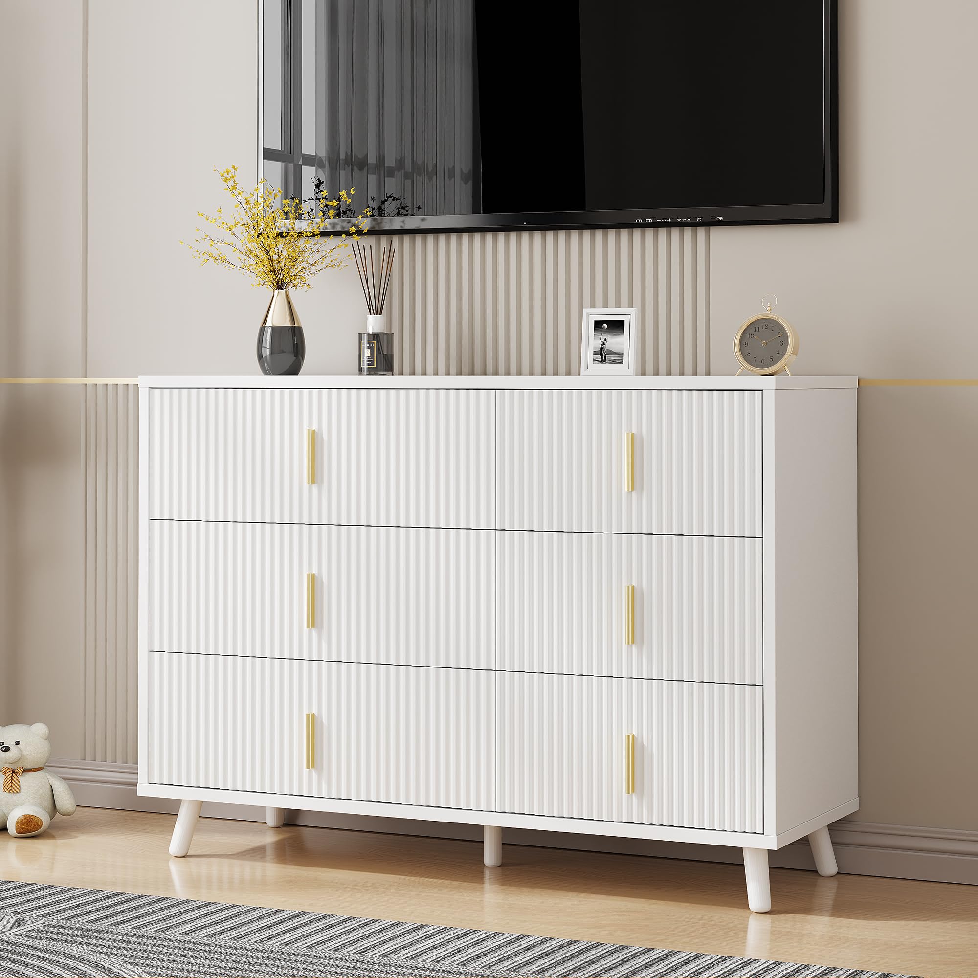 BEWISHOME White Dresser for Bedroom, 6 Drawer Dresser Chests of Drawers with Waveform Fluted Panel, White and Gold Dresser, Modern Wide Dresser Wood dresser for Closet, TV Stand, Hallway, White KCG03W