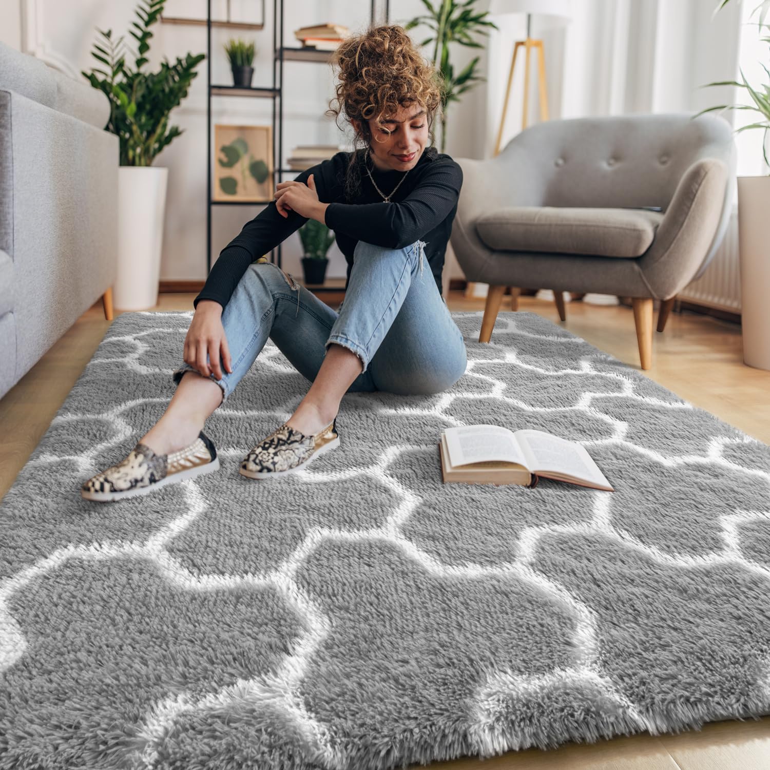 EVOIONOS Grey White Area Rugs for Living Room, 3x5 Feet Fluffy Geometric Rug for Bedroom, Plush Shaggy Soft Indoor Floor Carpet for Kids Room Home Decor, Upgrade Non Slip Washable Aesthetic Gray Rug