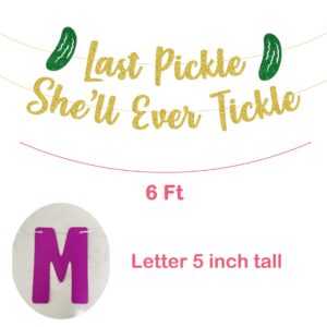 Adachffy Bachelorette Party Decorations Banner - Glitter Last Pickle She‘ll Ever Tickle Banner,Bridal Shower,Wedding Party Decorations,Funny Pickle Party Decorations,Favors and Supplies (Gold)