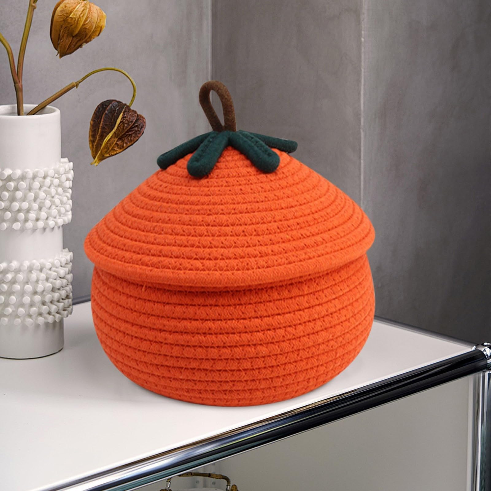 Halloween Pumpkin Basket, Cute Halloween Pumpkin Basket with Lid, Orange Pumpkin Woven Basket for Organizing Candy Toy Basket, Halloween Home Decoration (Small)