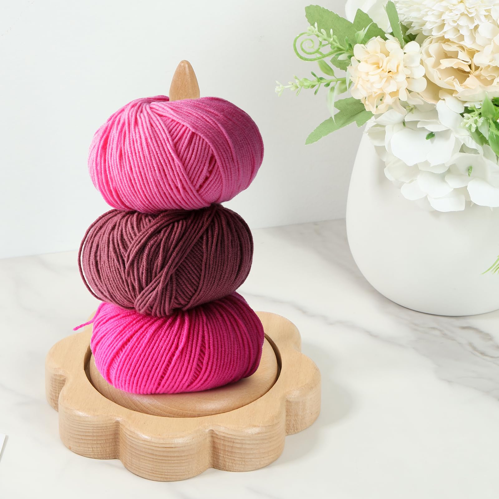 Wooden Yarn Holder for Crocheting, Portable Smooth Yarn Ball Holder Knitting Ball Stand Spinner, Yarn Storage Organizer for Knitting, Embroidery, and Crafts