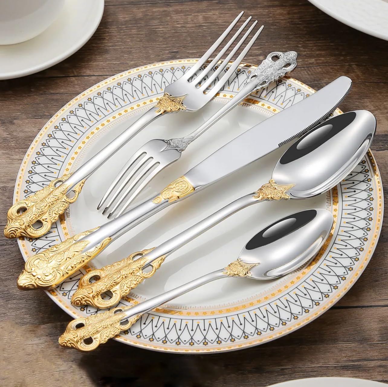 ELiTA ESSENTIALS Luxury 30 Pcs Silverware Set, Royal Flatware Set, Modern 304 Stainless Steel Flatware, Cutlery, Tableware. Serving 6. (Gold & Silver)