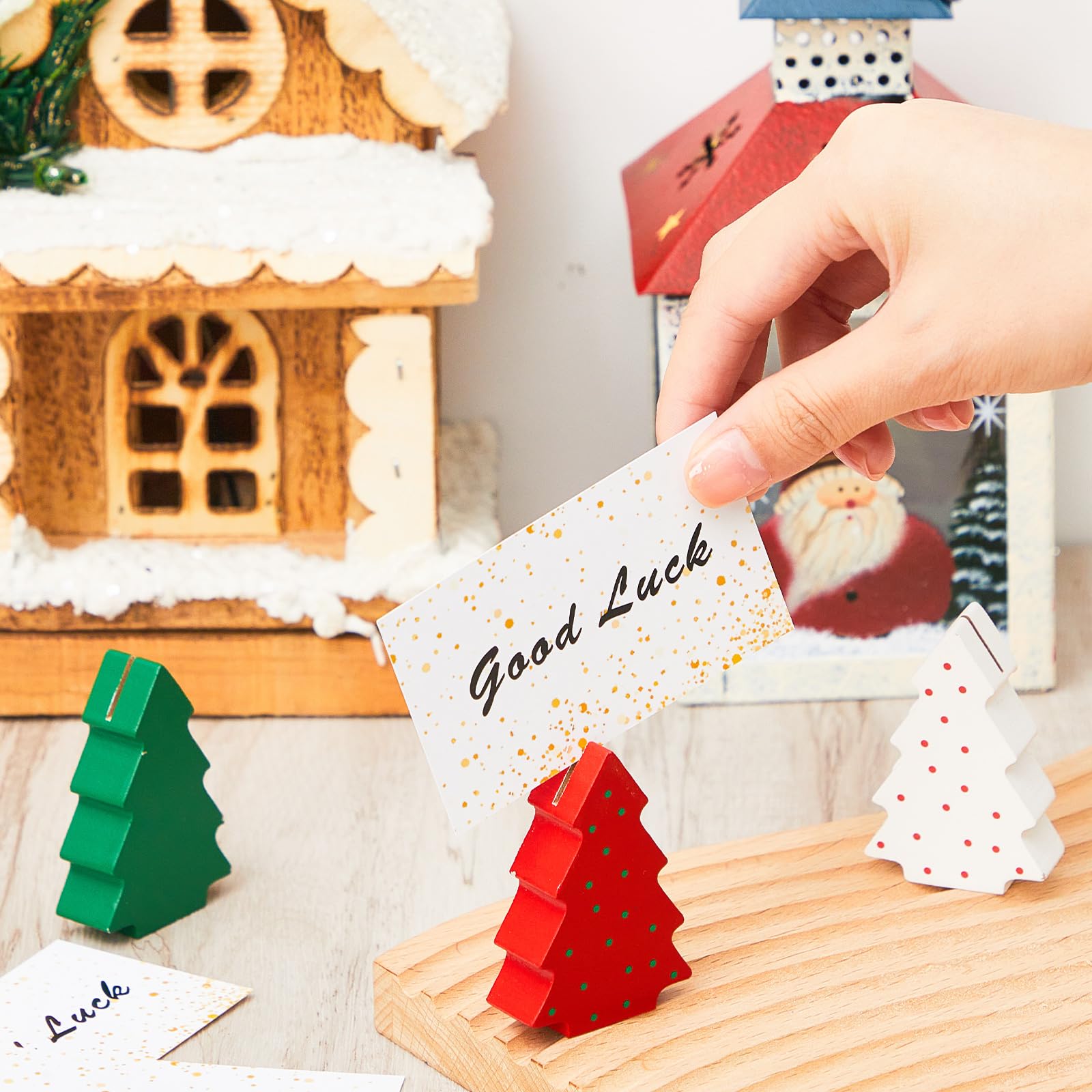 Kigley 60 Pcs Mini Christmas Tree Place Card Holders Wooden Xmas Table Number Holder Wood Table Sign Picture Holder Stand for Christmas Table Decor Party Favors