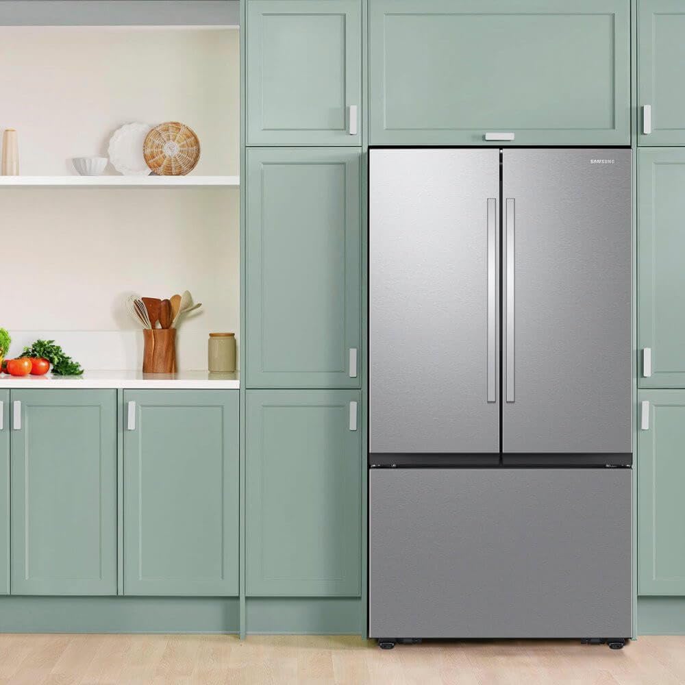 SAMSUNG RF32CG5100SR 32 Cu. Ft. Stainless Steel 3-Door French Door Smart Refrigerator