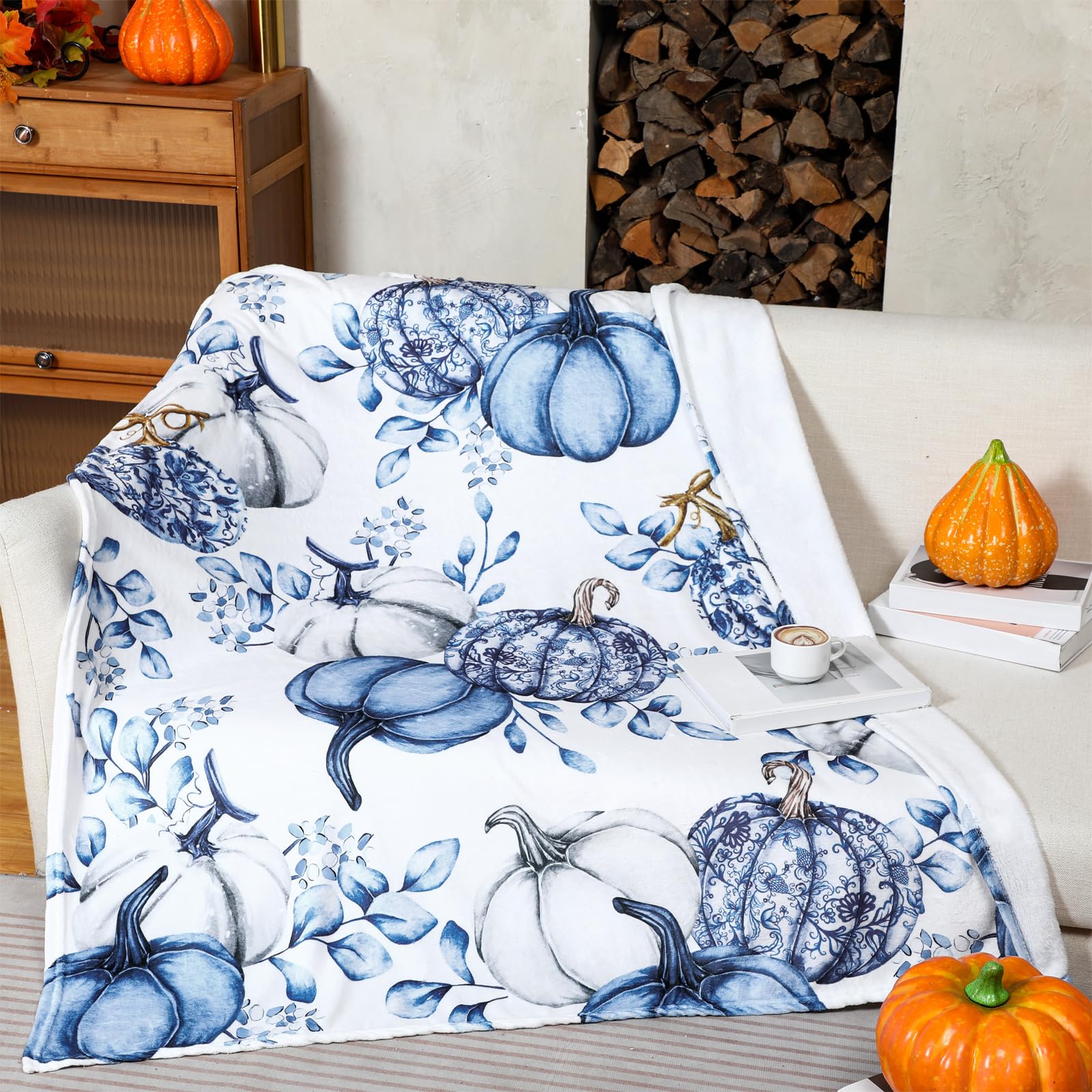 Fanfanwin Thanksgiving Pumpkins Throw Blanket, Chinoiserie Blue and White Blanket Pumpkins Blanket Thanksgiving Soft Cozy Friends Gifts Blue Blanket for Living Room Couch Bed Chair or Dorm, 50"x60"