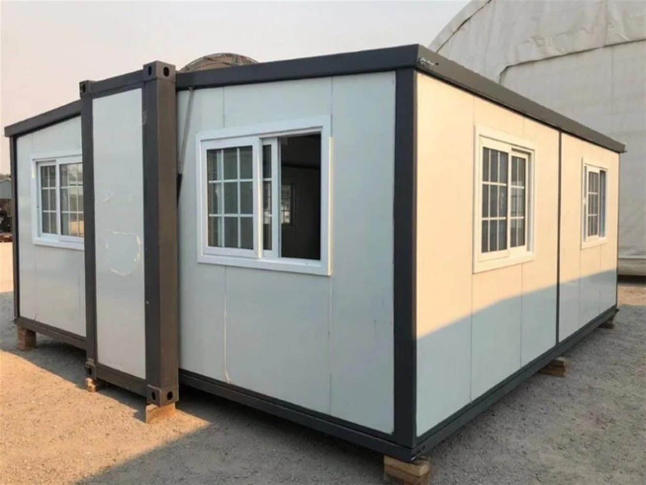 20ft/40ft Modular Cheap Convenient Folding Expandable House 3 Bedrooms and Living Room