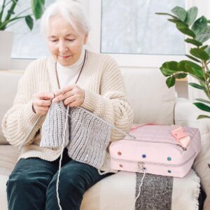 Aeelike Yarn Waist Bag, Portable Yarn Crossbody Bag Small Yarn Storage Bag for Holding Yarn Crochet Hooks Knitting Needles, Lightweight & Easy to Carry Yarn Bag, Pink