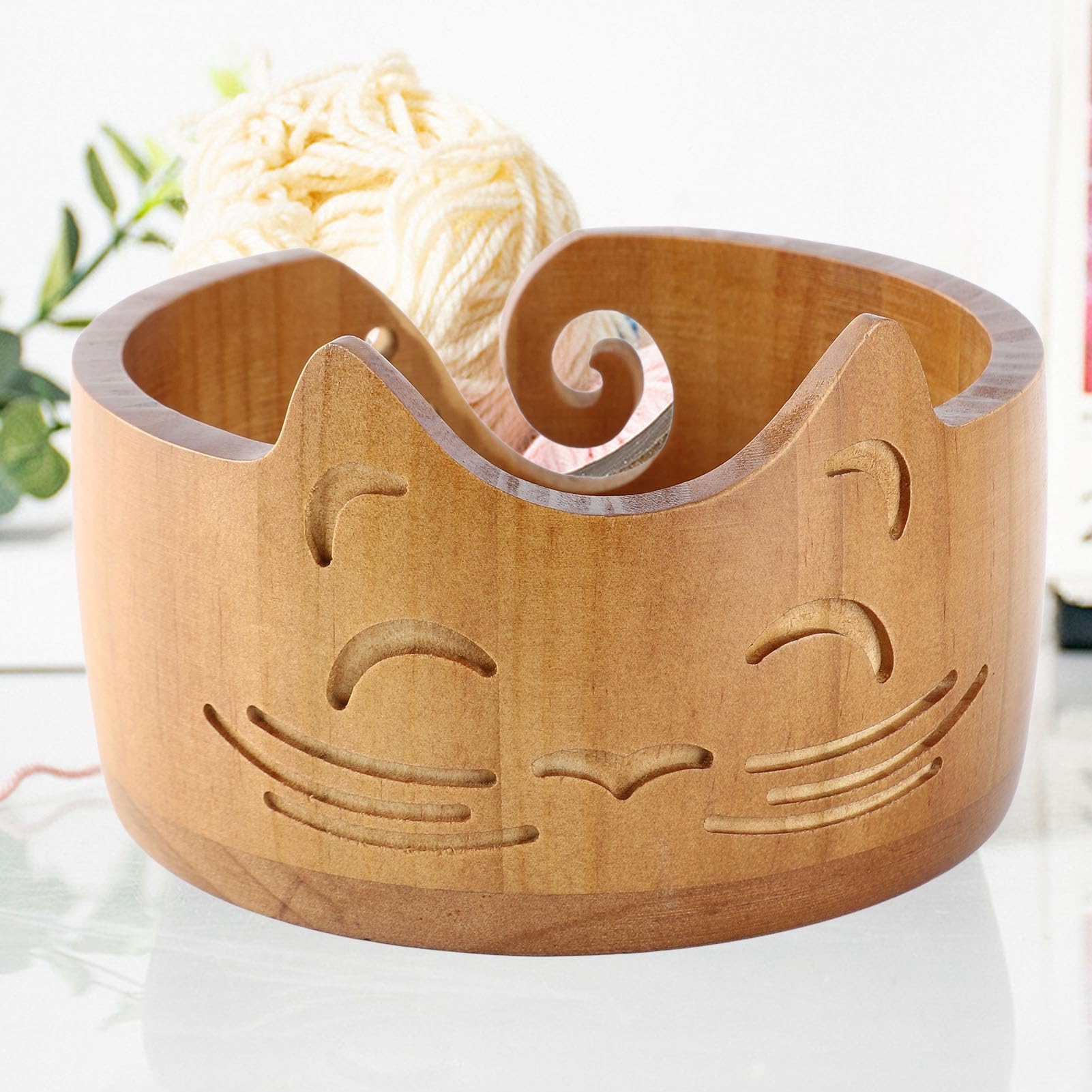 Sunicon Cat Yarn Bowl for Knitting, Wooden Cute Cat Shape Knitting Bowl Large Crochet Yarn Holder Crochet Dispenser Organizer for Knitting Crochet Enthusiasts (18x18x10cm)