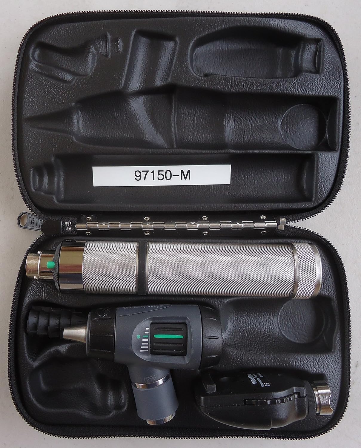 WEL23810 23810 Macro View Otoscope & Ophth 11720 with a C-Cell Handle by Welch Allyn