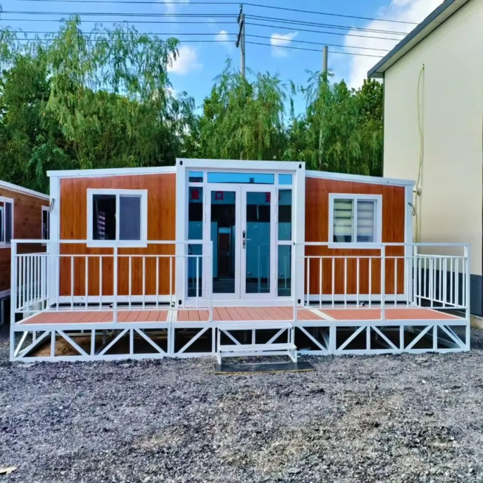 Small Prefabricated Home Convenient Expandable Container House Wall Sandwich Panel Detachable Container House