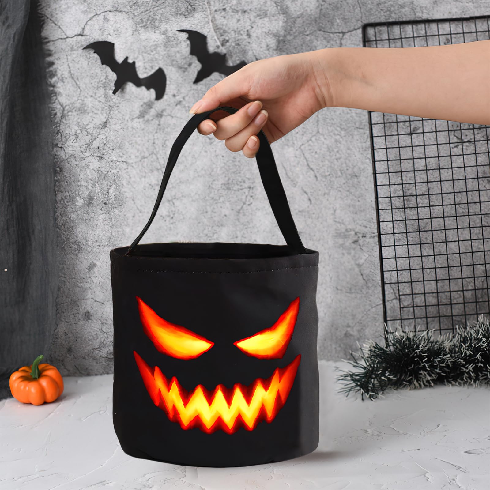 Halloween Candy Bucket Trick or Treat Bags Multipurpose Reusable Portable Collapsible Goody Tote Bag for Halloween Party Decoration Supplies