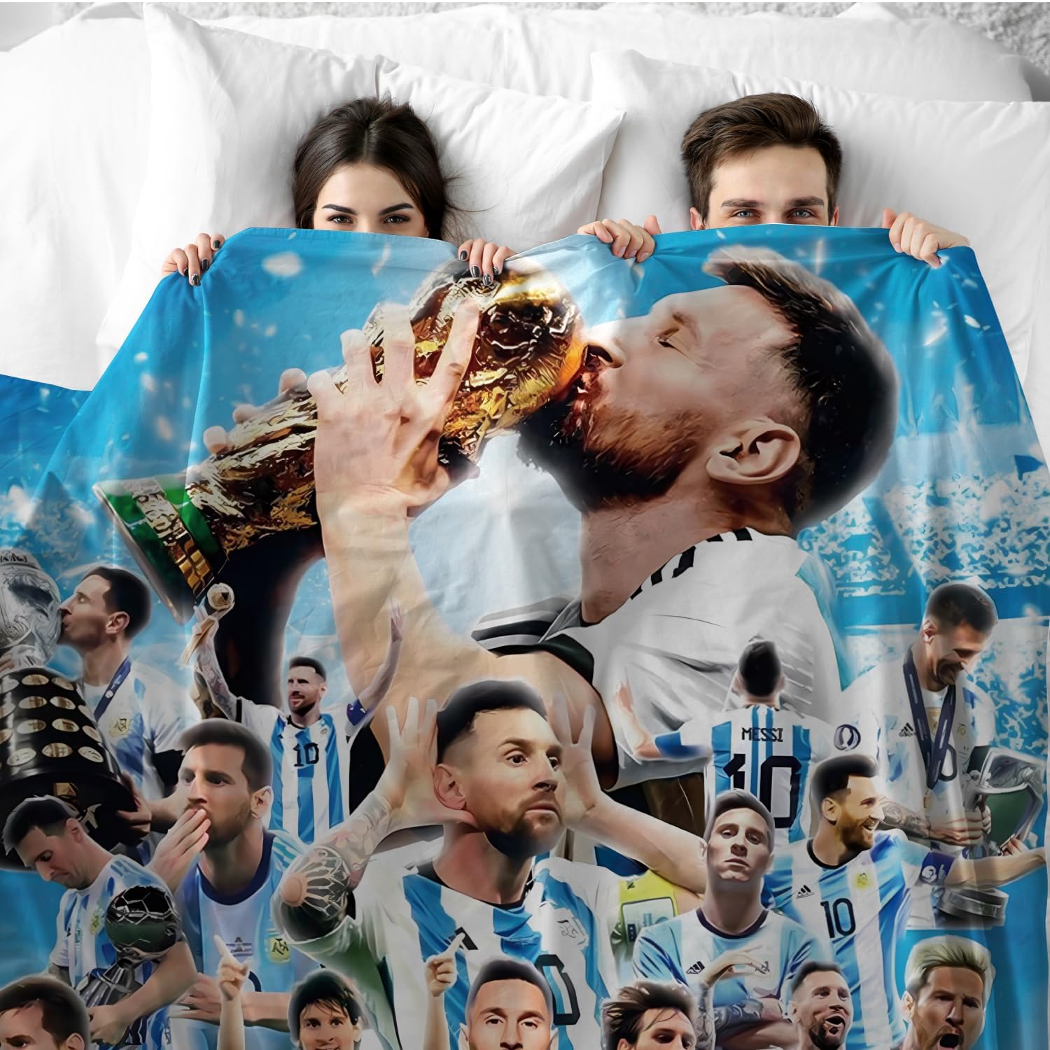 Soccer Blanket Football Player Soft Flannel Blankets Cozy Plush Throw Throws Outdoor Football for Bedding Boys Girls Adults Gifts 50''x60''