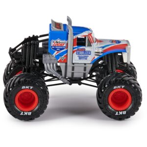 Monster Jam, Official Lucas Stabilizer Monster Truck, Collector Die-Cast Vehicle, 1:24 Scale, Kids Toys for Boys and Girls Ages 3 and up