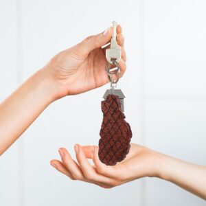 ibasenice Artificial Roast Beef Keychain Holder 1:1 Pvc Creative Fake Steak Keychain Lifelike Food Model Keyring Imitation Meat Keychain for Backpack Purse