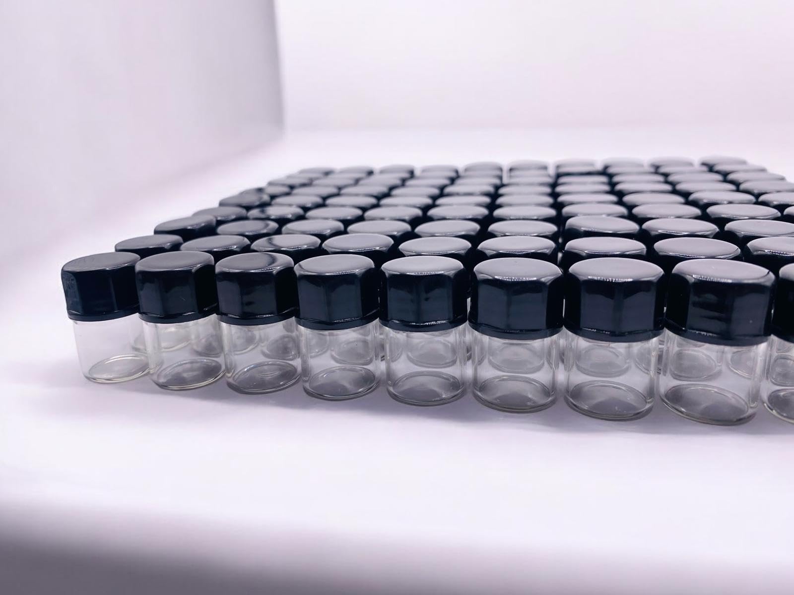 [144 Pack] 1.5 ml Glass Vials, High Grade Borosilicate Glass Empty Vials with Caps, Small Liquid Sample Clear Vial, Black Closed Top Screw Caps with PE Liner (0.4 Dram)