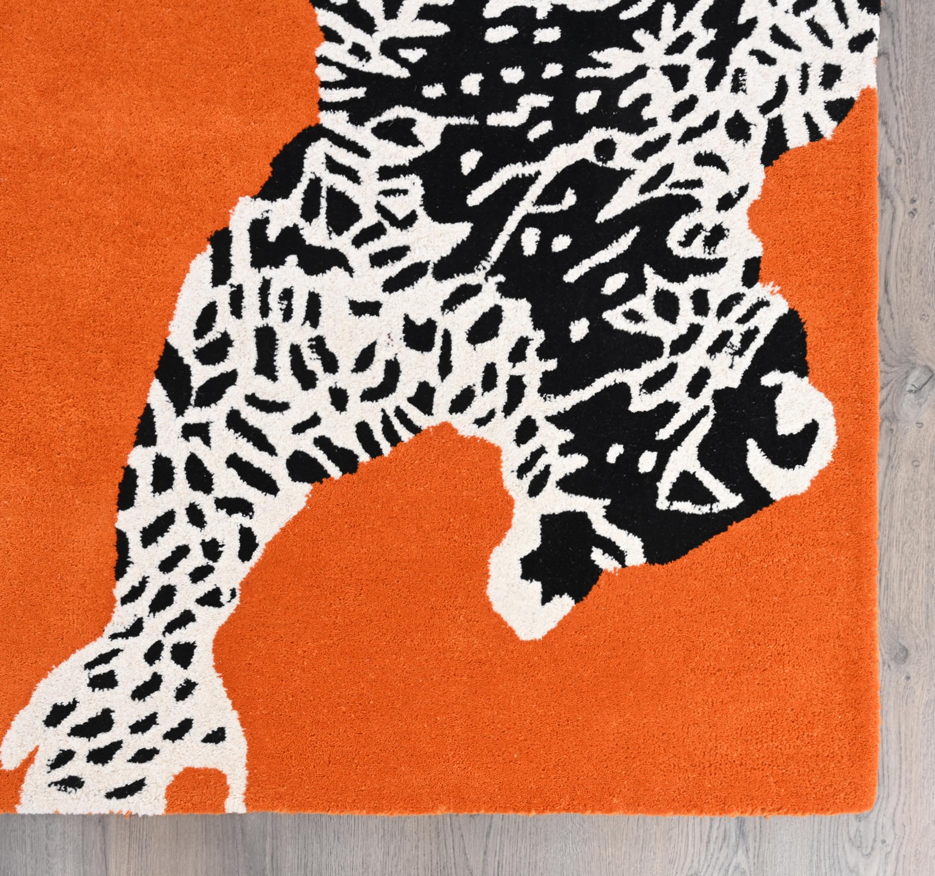 Restoration and Renovation Climbing Jaguar Modern Handmade Wool Rug for Living Room, Bedroom and Dining Room (Orange, 5' x 7')