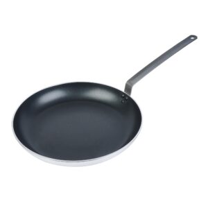 restaurantware met lux 16 inch frying pan, 1 induction-ready cooking pan - no-stick, compatible with all cooktops, aluminum skillet, oven-ready, ergonomic handle