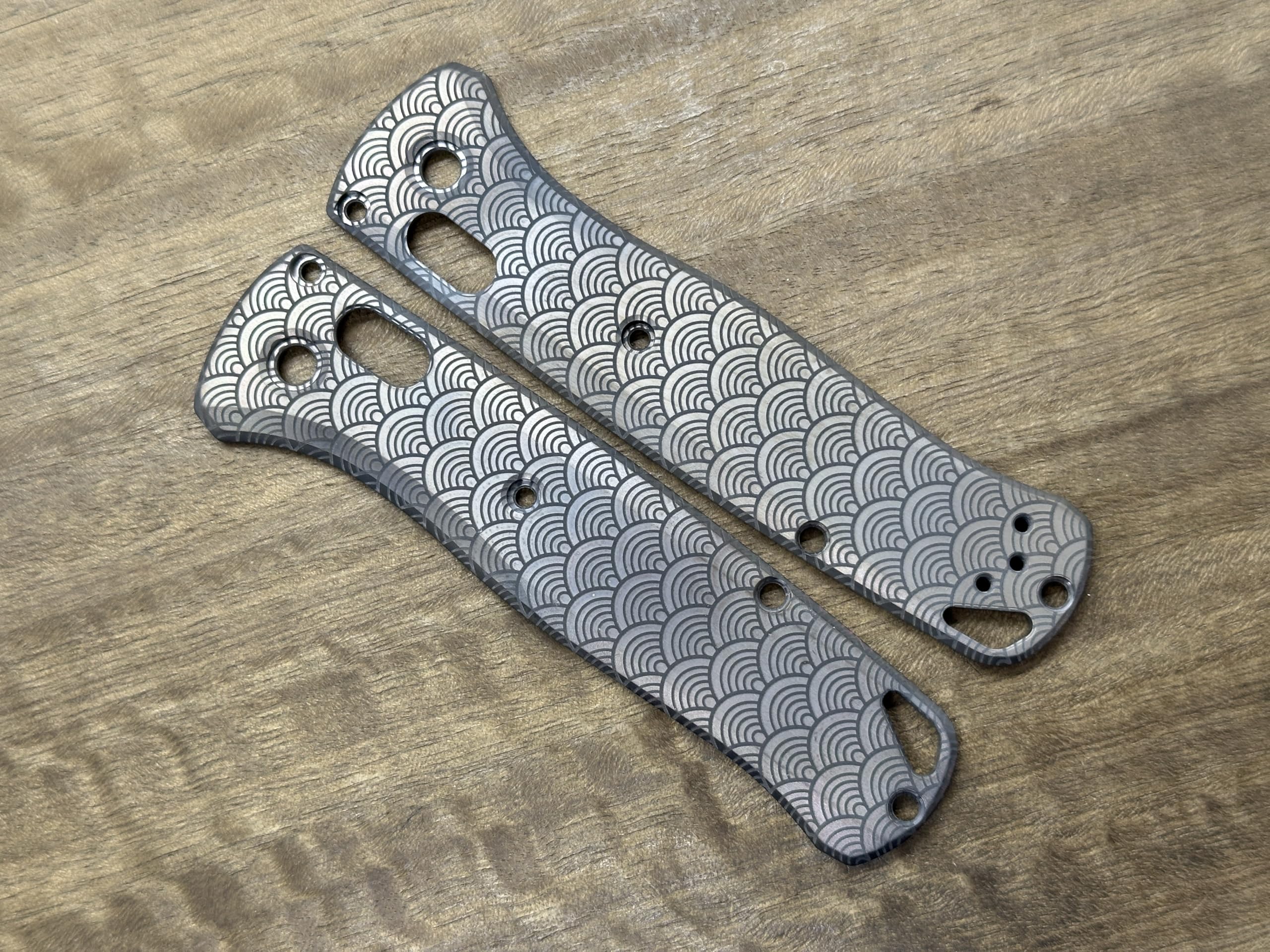 Dark-Ti SEIGAIHA Titanium Scales for Benchmade Bugout 535