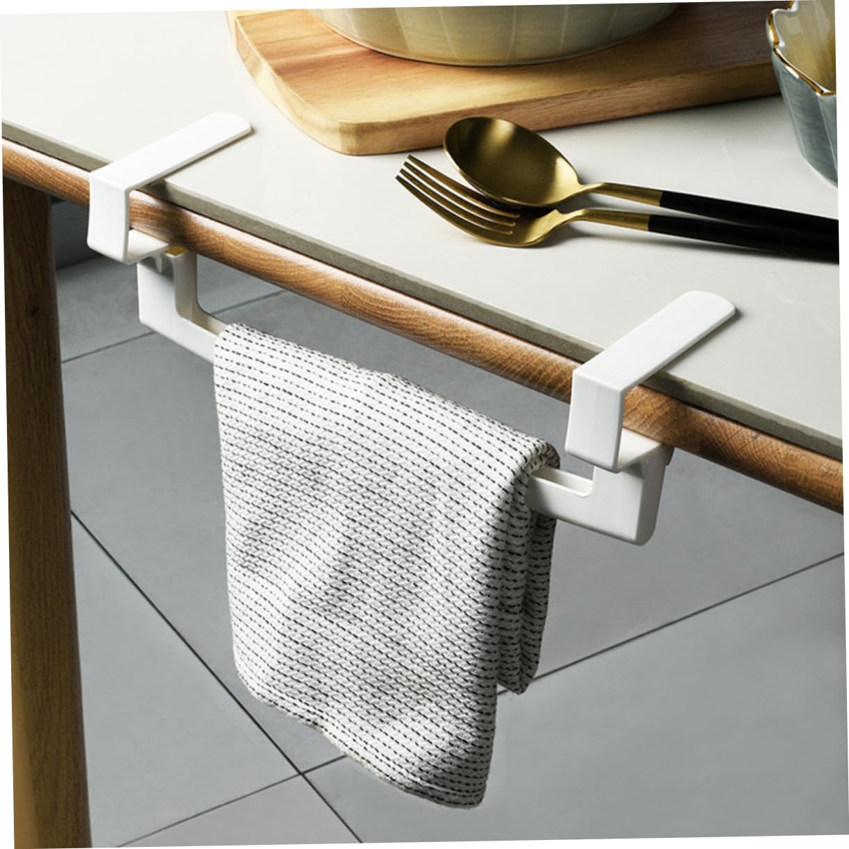 2pcs Towel Rack Bathroom Towel Holder Door Cabinet Rack Bathroom Towel Organizer Bath Towel Holder Towel Hanger No Drill Towel Bar Hand Towel Holder Buckle Towel Bar White Abs FONDOTIN