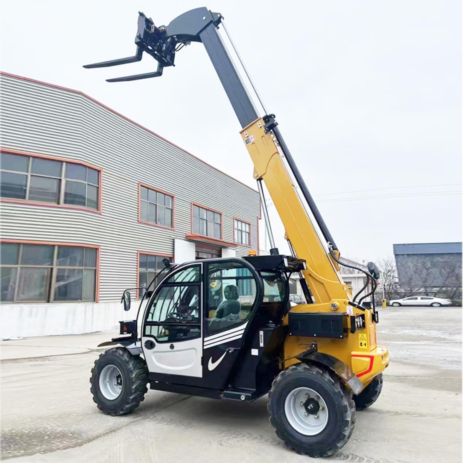 Telescoping Jib Boom Forklift With Telescopic Forks Telescopic Forklift Parts Reliable Telescopic Forklift with Strong Hydraulic System