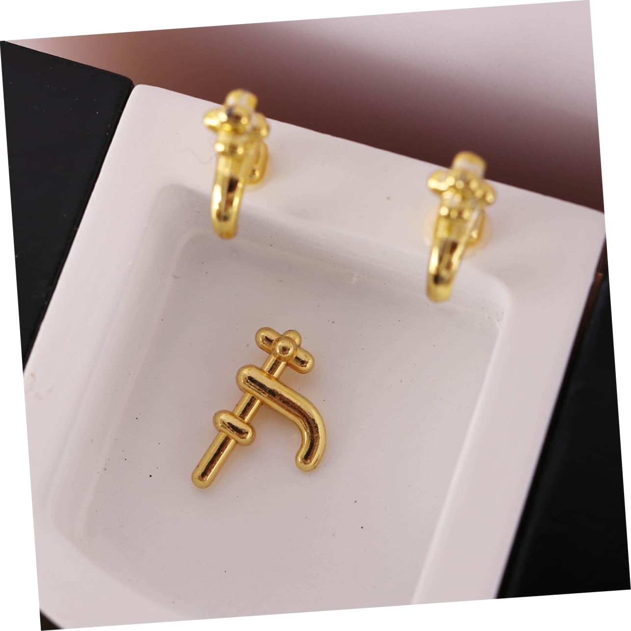 HANABASS Mini Faucet Ornaments Decor Miniature Faucet Sink Faucet Model Prop Doll House Prop Festival Tiny Faucet Doll House Accessories Mini House Sink Faucet Ornament Plastic Golden