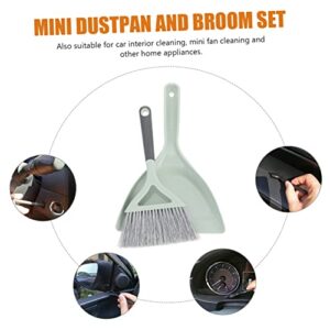 HAWILLOSCH 1 Set Broom Dustpan Desktop Cleaning Broom Mini Cleaning Broom Mini Broom Keyboard Cleaning Brush Household Cleaning Supplies Desktop Cleaning Supplies Mini Dustpan Green Plastic