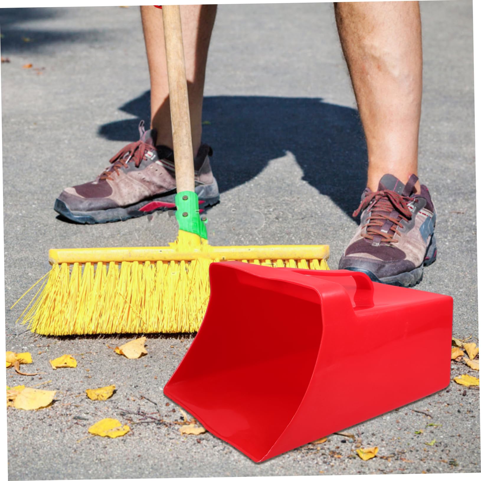 Hohopeti Garbage Cleaning Dustpan Household Dustpans Indoor Dustpans Small Dust Pan Trash Scoop Commercial Sweeping Supplies Lobby Dustpan Stackable Feed Scoop Garden Dustpans Plastic Red