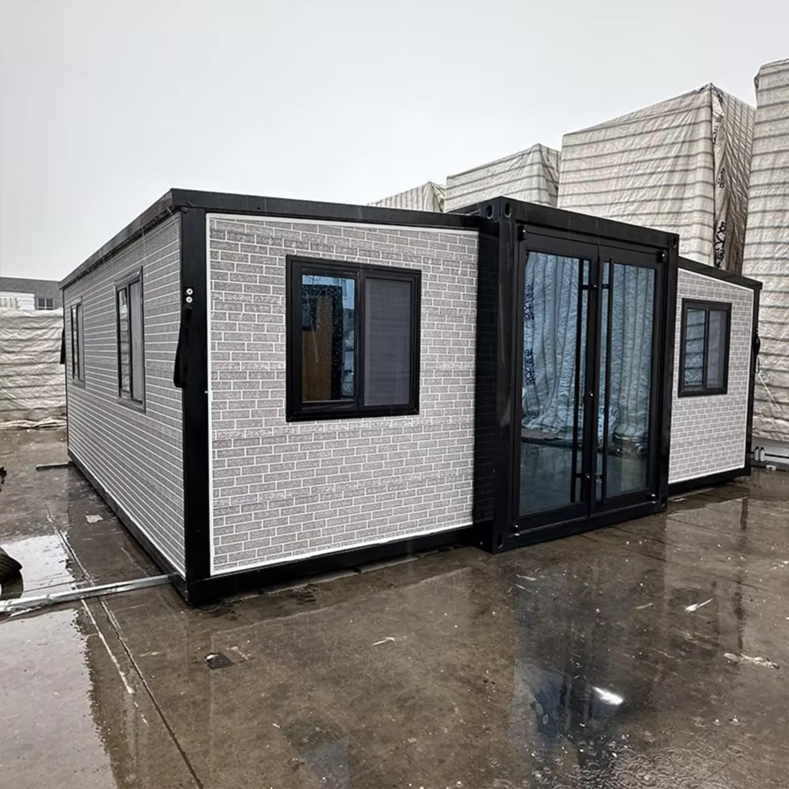 Portable 2 Bedroom Folding Container Home–Expandable Design for Quick Setup, Ideal for Construction Sites and Emergency Shelter Solutions