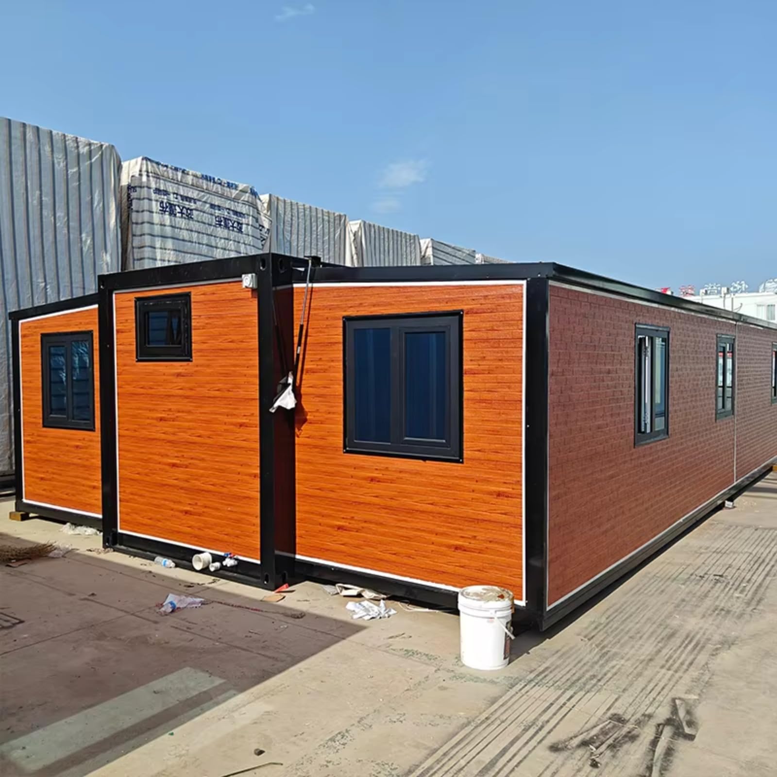 Expandable Prefabricated 20ft Office Folding Container House Perfect for Construction Sites, Emergency Shelters, and Recreational Living