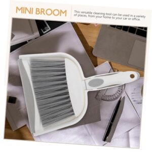 SEWOART 1 Set Mini Broom Dustpan Table-top Cleaning Brush Car Interior Cleaning Brush Desktop Dustpan Car Detailing Brushes Furniture Sweeping Duster Small Brush and Dustpan Pp