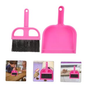 BUTIFULSIC 1 Set Pet Cleaning Tool Ferret Compact Dust Guinea Pig Stuff Block Brooms Broom Handle Squeegee Broom Bunny Cage Liner Hamster Toys Table Whisk Broom Duster Push Broom Rosy Plastic