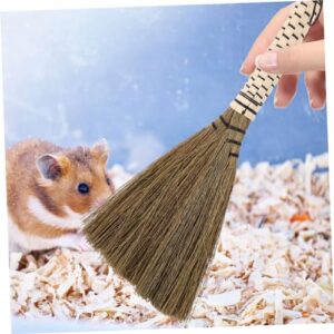 IWOWHERO 1pc Hand-Knitted Small Broom Hand Whisk Hamster Mini Broom Woven Broom Whisk Broom Mini Sweep Brush Sweeping Broom Sofa Hand Broom Mini Broom Brush Pet Hair Broom Dust Miscanthus