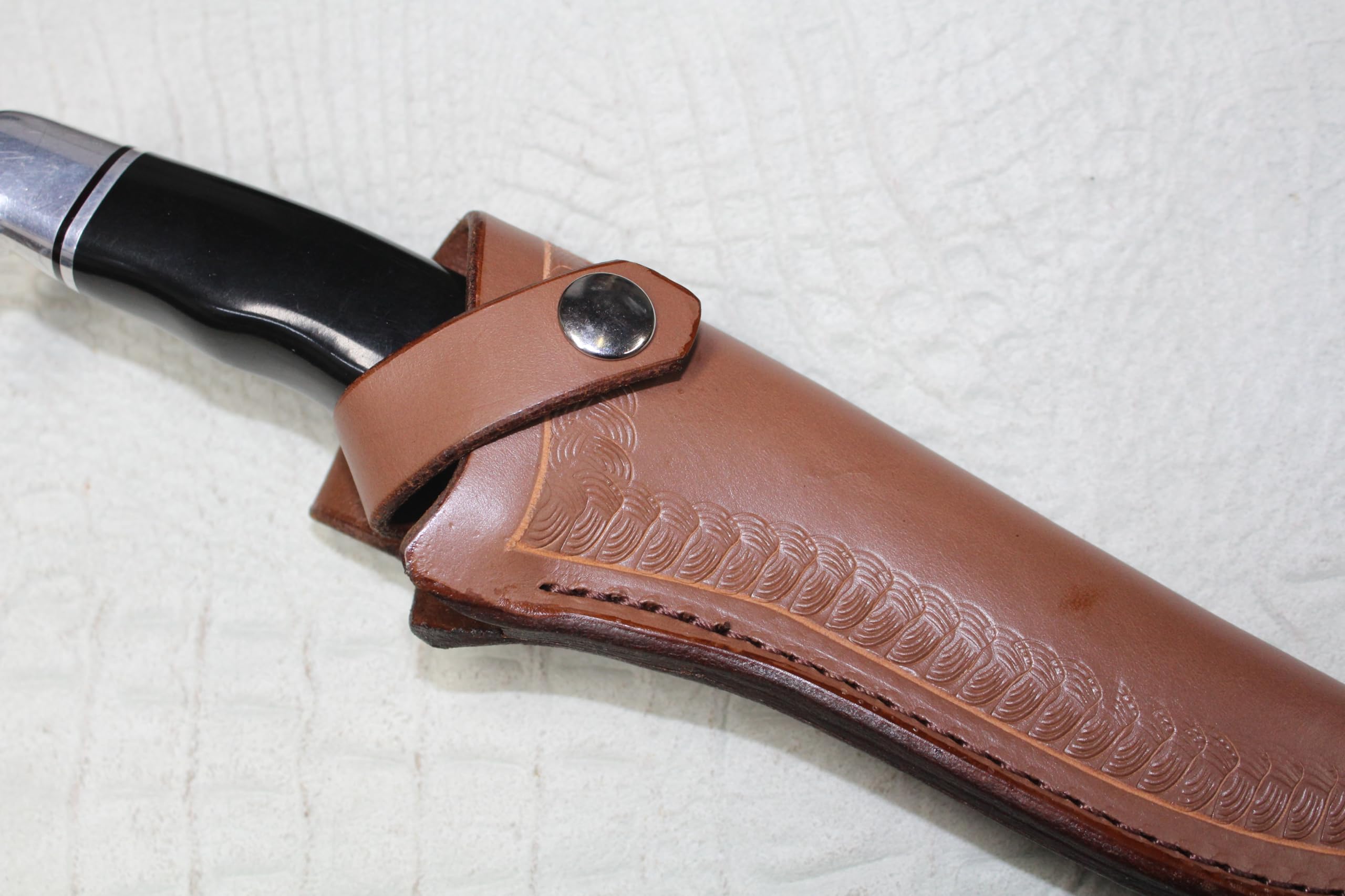 CARL THOMAS LEATHERS. Custom Leather Knife Sheath Made to Fits Buck 119 Knife, Fixed Blade Knife Holder, Light Brown, Sheath Only