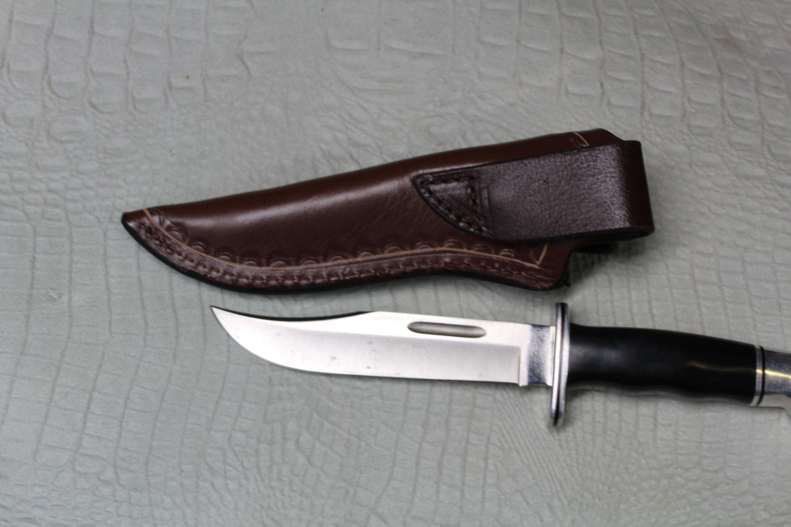 CARL THOMAS LEATHERS Custom Leather Vertical Knife Sheath Made to fit a Buck 119, Fixed Blade Knife Holder, Dyed Dark Brown