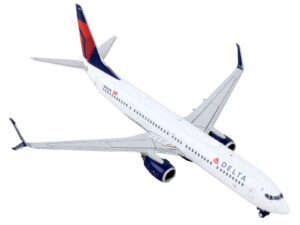 geminijets boeing 737-900er commercial aircraft delta airlines white with blue and red tail 1/400 diecast model airplane