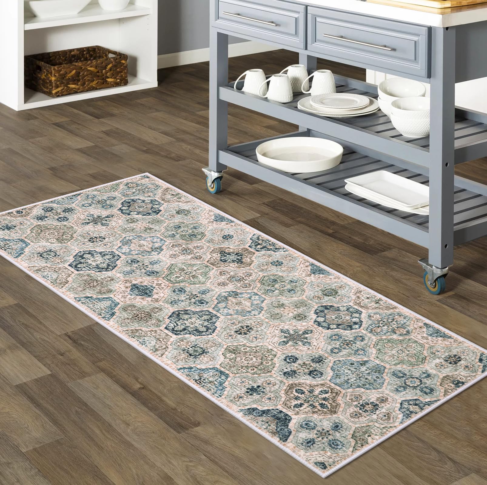 Beeiva Medallion Kitchen Rugs Non Slip, 2x5 Blue Laundry Rugs for Laundry Room, Framhouse Floral Small Bedside Porch Rug Machine Washable Rug for Bedroom Kitchen Entry Rugs for Inside House