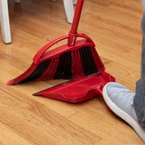 O-Cedar One Sweep Broom with Step-On Dustpan | Remove 99% with One Sweep | Lightweight Quiet Cleaning Tool | Ideal for Pet Owners