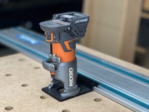 toolcurve's guide rail adapter compatible with ridgid trim router